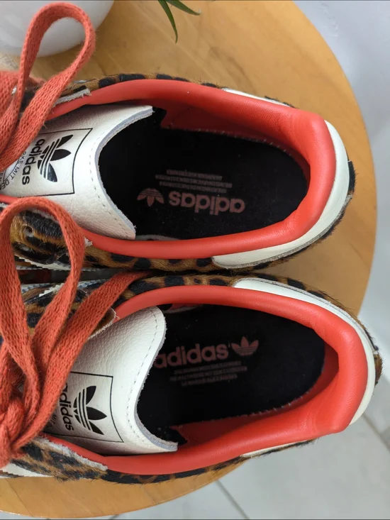 Adidas Samba OG Women's Leopard Print Sneakers with Red Accents 6.5 - Picture 3 of 7